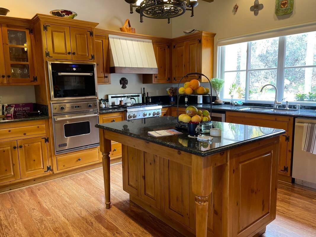 Expert Cabinet Painting in San Diego