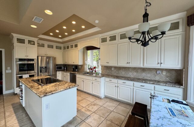  Expert Cabinet Painting in San Diego